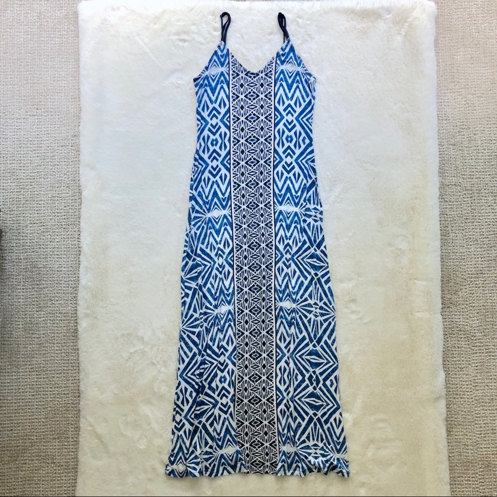 Mossimo Blue & White Patterned Maxi Dress
